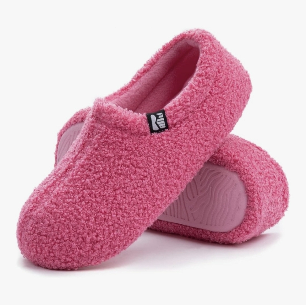 RockDove Women's Teddy Fleece Closed Back Slipper Dark Pink size 7-8